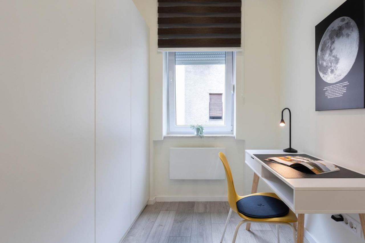 Bright And Modern Apartments In City Center 자그레브 외부 사진