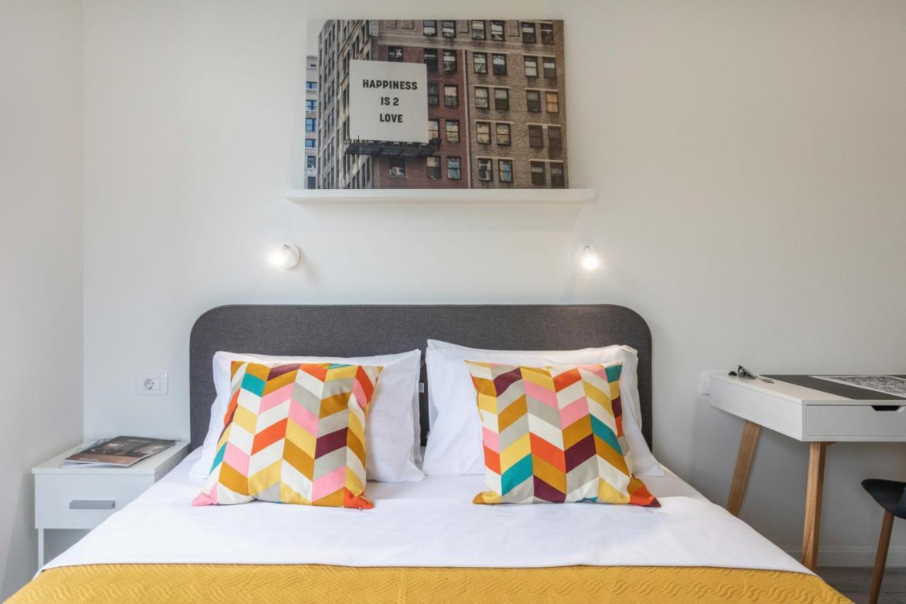 Bright And Modern Apartments In City Center 자그레브 외부 사진