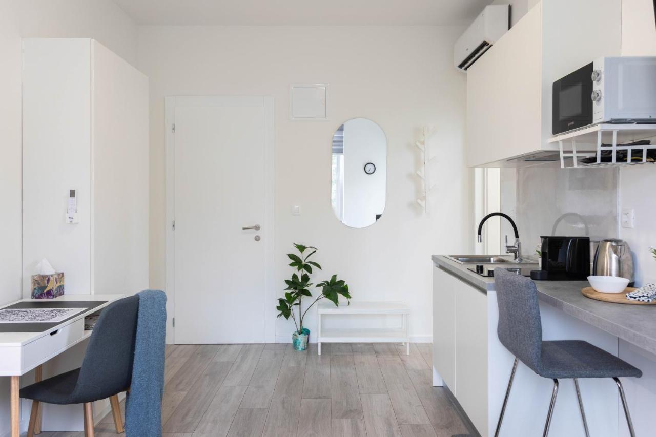 Bright And Modern Apartments In City Center 자그레브 외부 사진