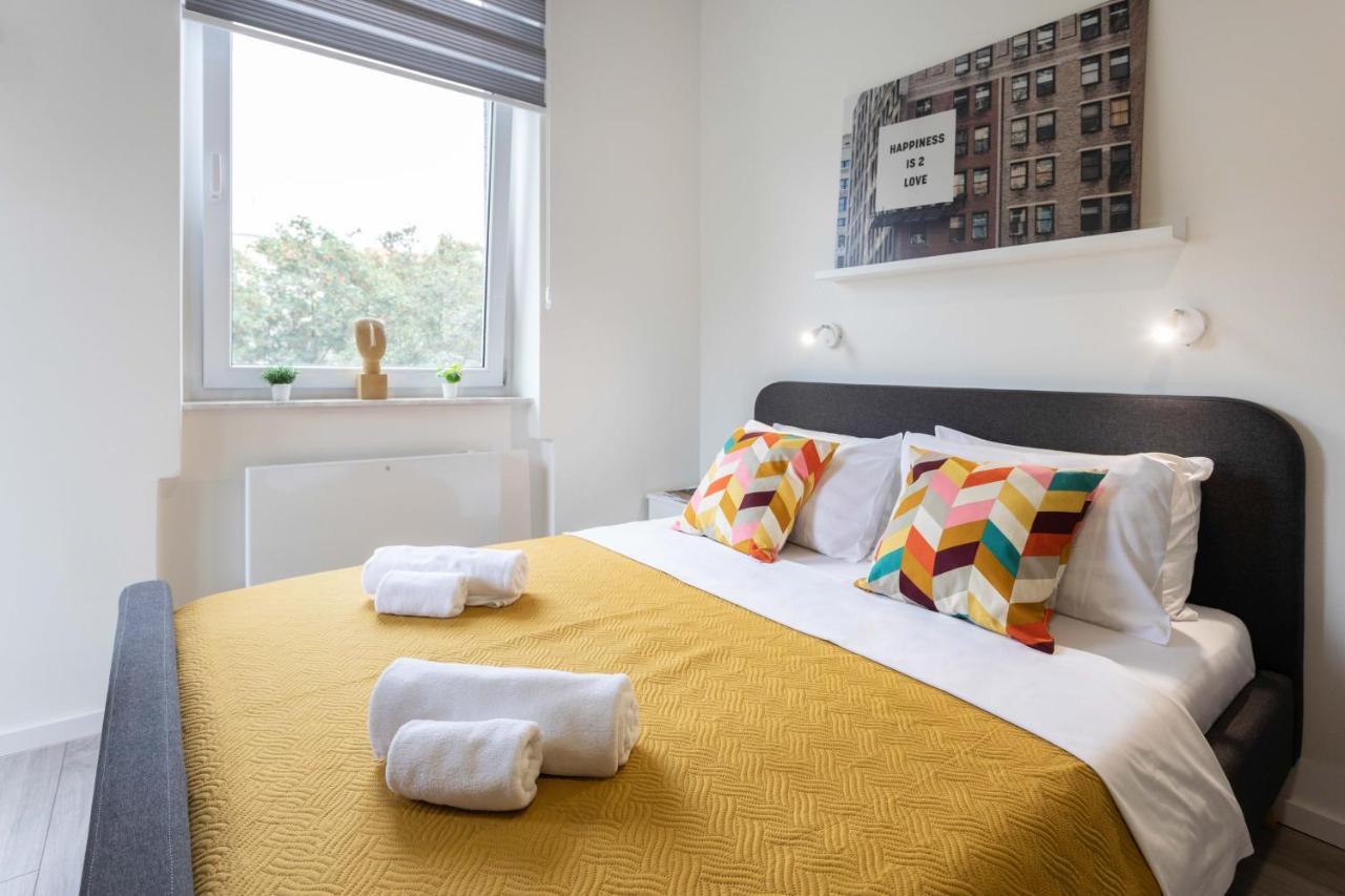 Bright And Modern Apartments In City Center 자그레브 외부 사진