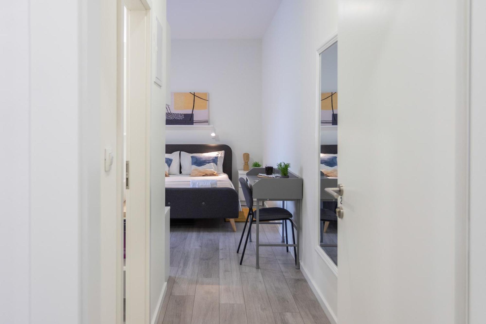 Bright And Modern Apartments In City Center 자그레브 외부 사진