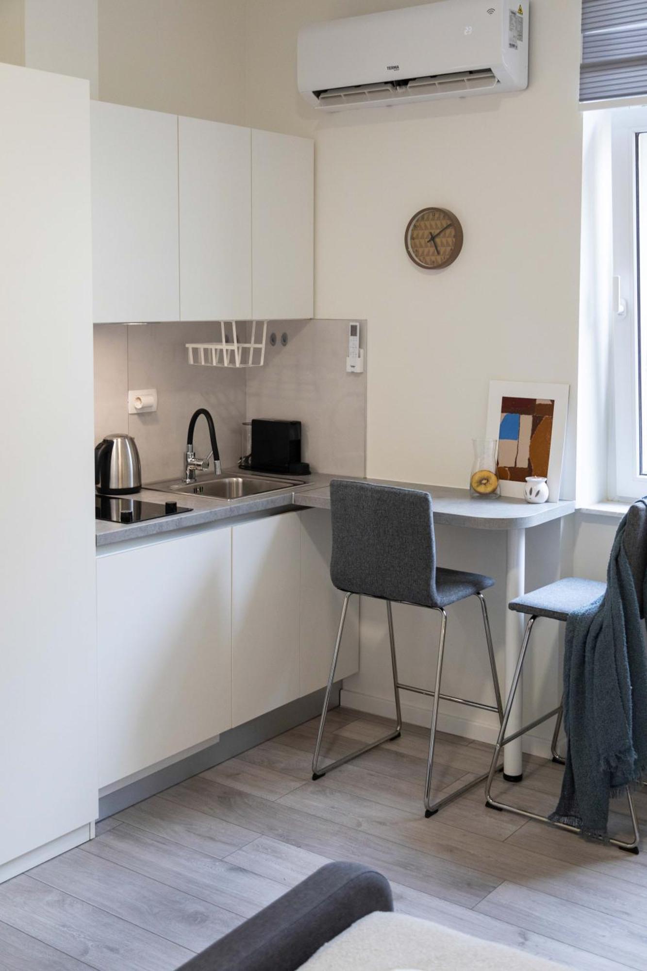 Bright And Modern Apartments In City Center 자그레브 외부 사진