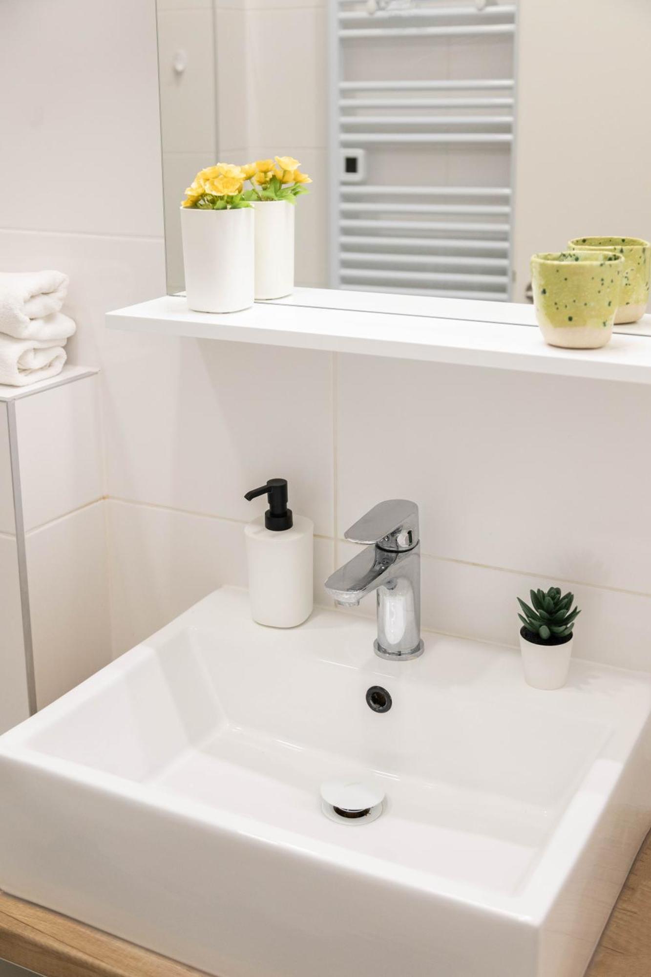Bright And Modern Apartments In City Center 자그레브 외부 사진